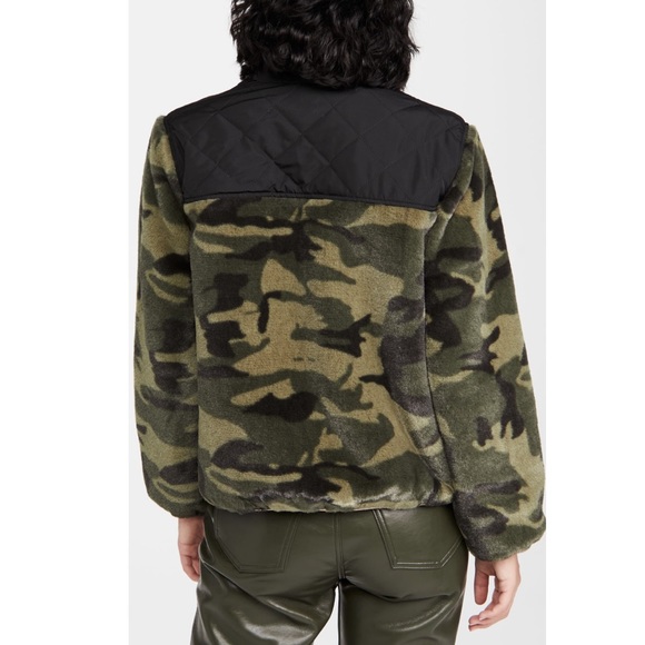 NWT Rails Wesley Camouflage Fleece Jacket - Picture 2 of 7